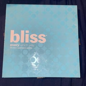 Bliss: Every which way Eyeshadow palette!